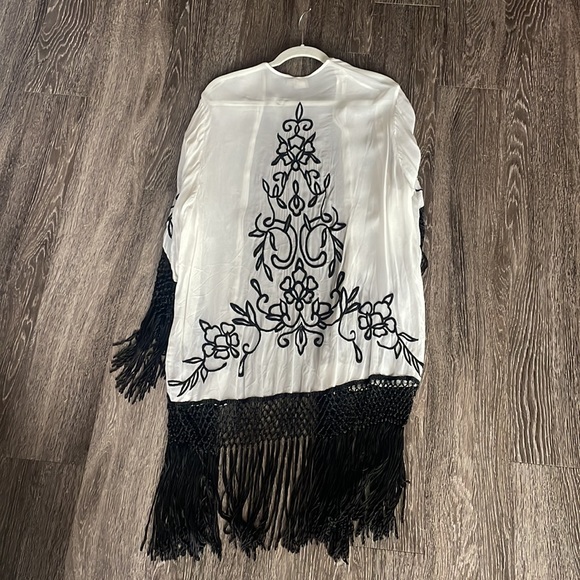 ASOS Kimono - Picture 2 of 3